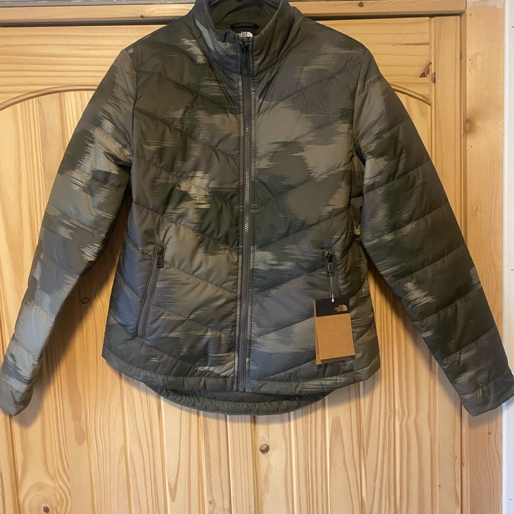The Northface W Tamburello 2 Jacket size small. $99.00